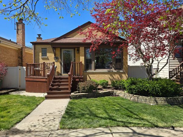 10928 S Albany Avenue S, Chicago, IL 60655