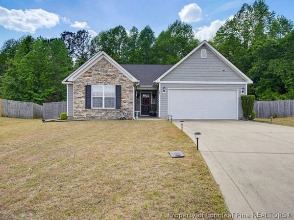 195 Edisto Court, Raeford, NC 28376