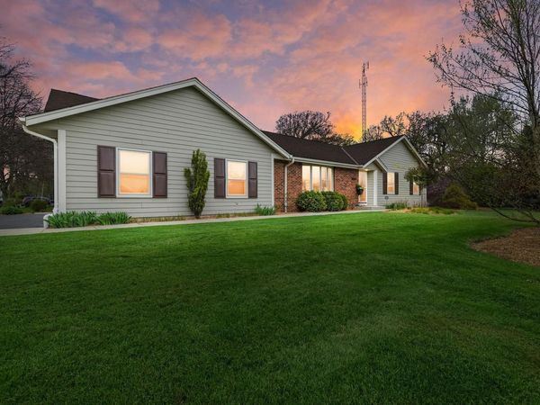 3510 Nicholson ROAD, Franksville, WI 53126