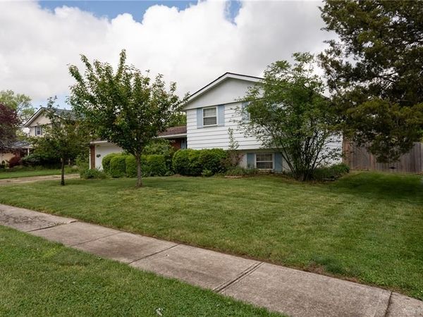 281 Fairway Drive, Fairborn, OH 45324