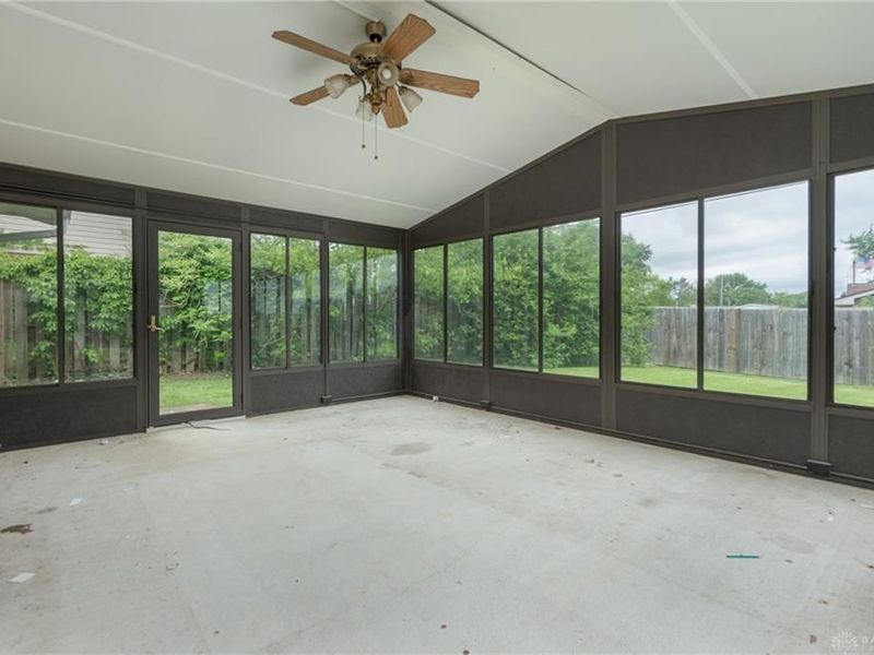 281 Fairway Drive, Fairborn, OH 45324 Photo 16
