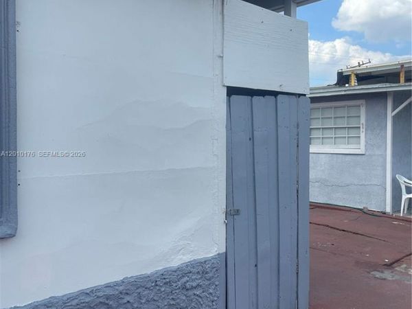 12401 W Okeechobee Rd, Hialeah, FL 33018