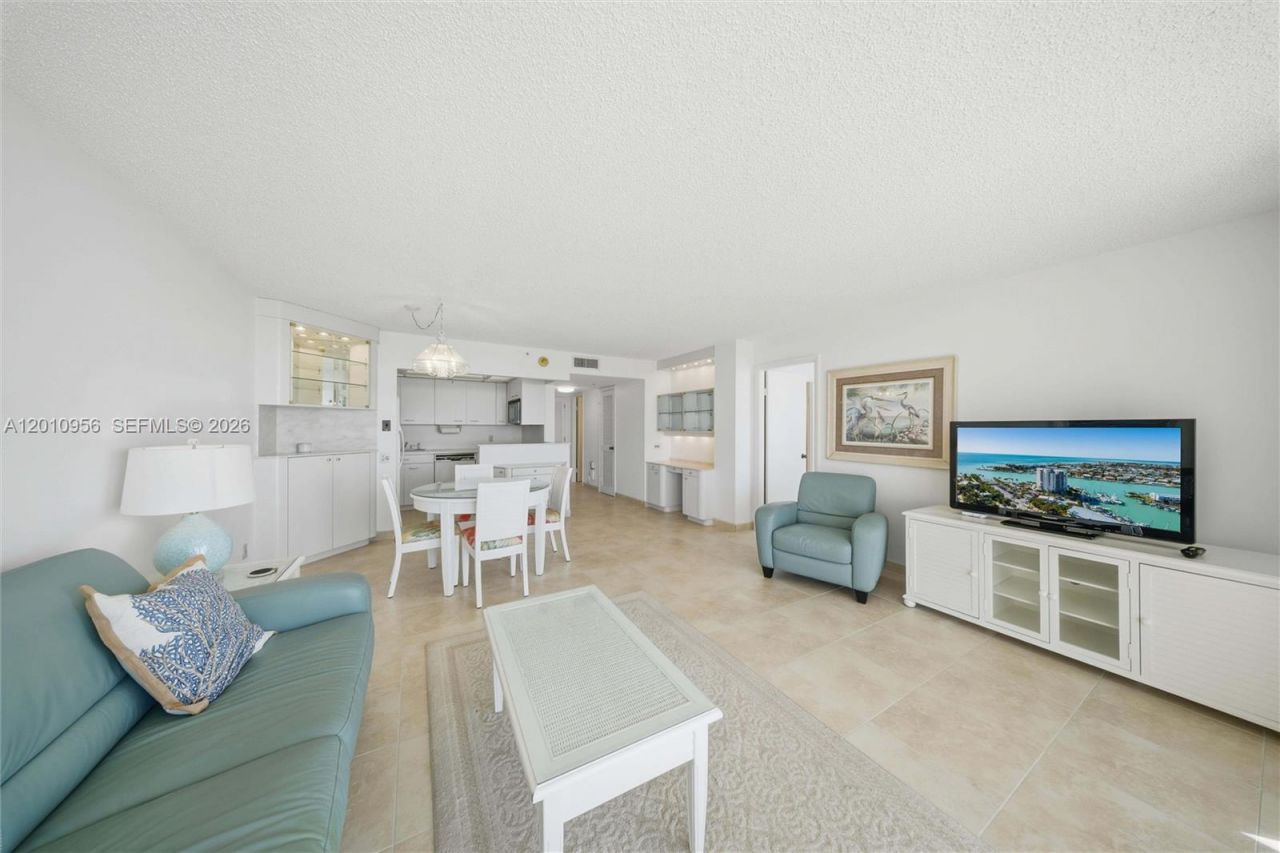 2000 Coco Plum Dr, Unit 601, Marathon, FL 33050 Photo