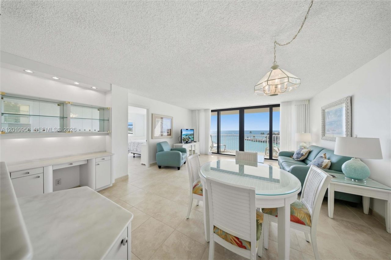 2000 Coco Plum Dr, Unit 601, Marathon, FL 33050 Photo
