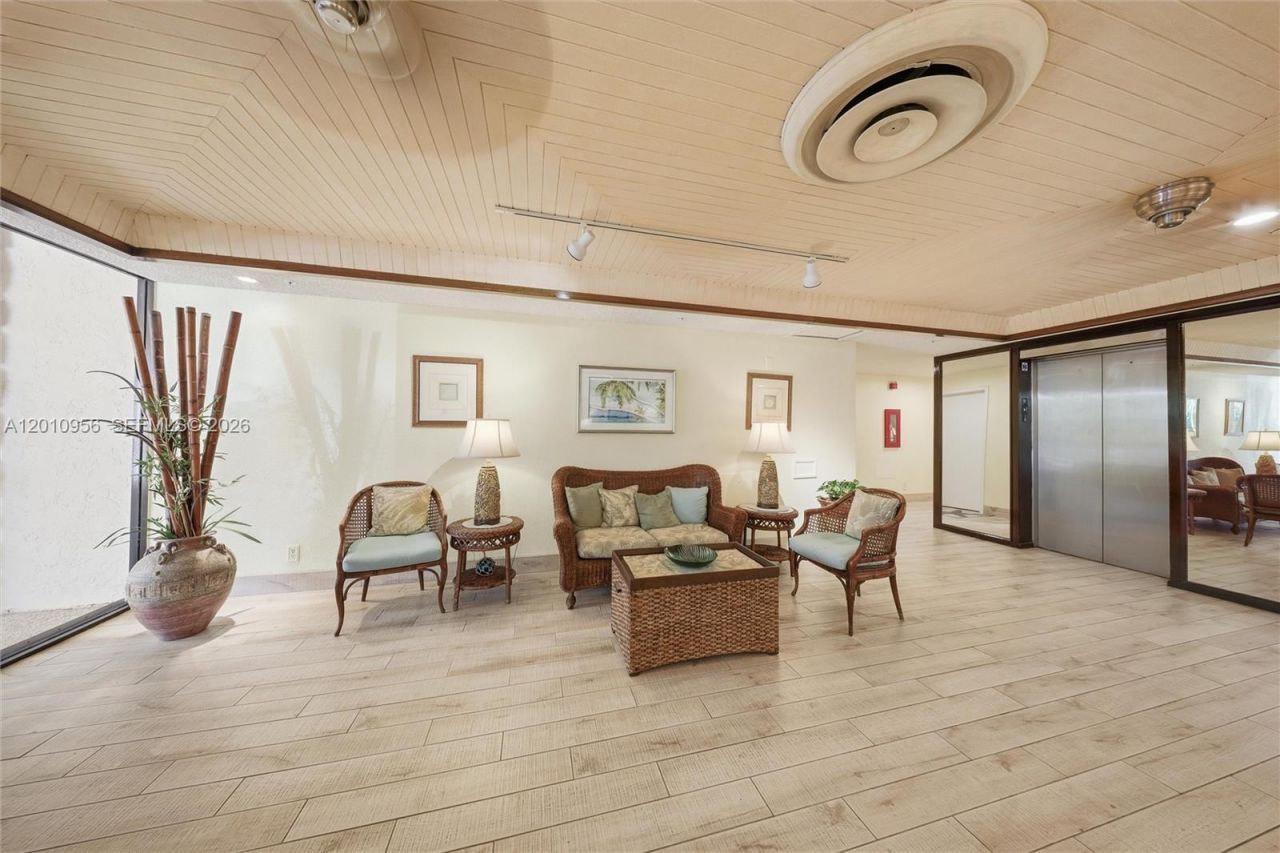 2000 Coco Plum Dr, Unit 601, Marathon, FL 33050 Photo