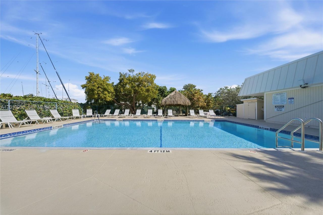 2000 Coco Plum Dr, Unit 601, Marathon, FL 33050 Photo