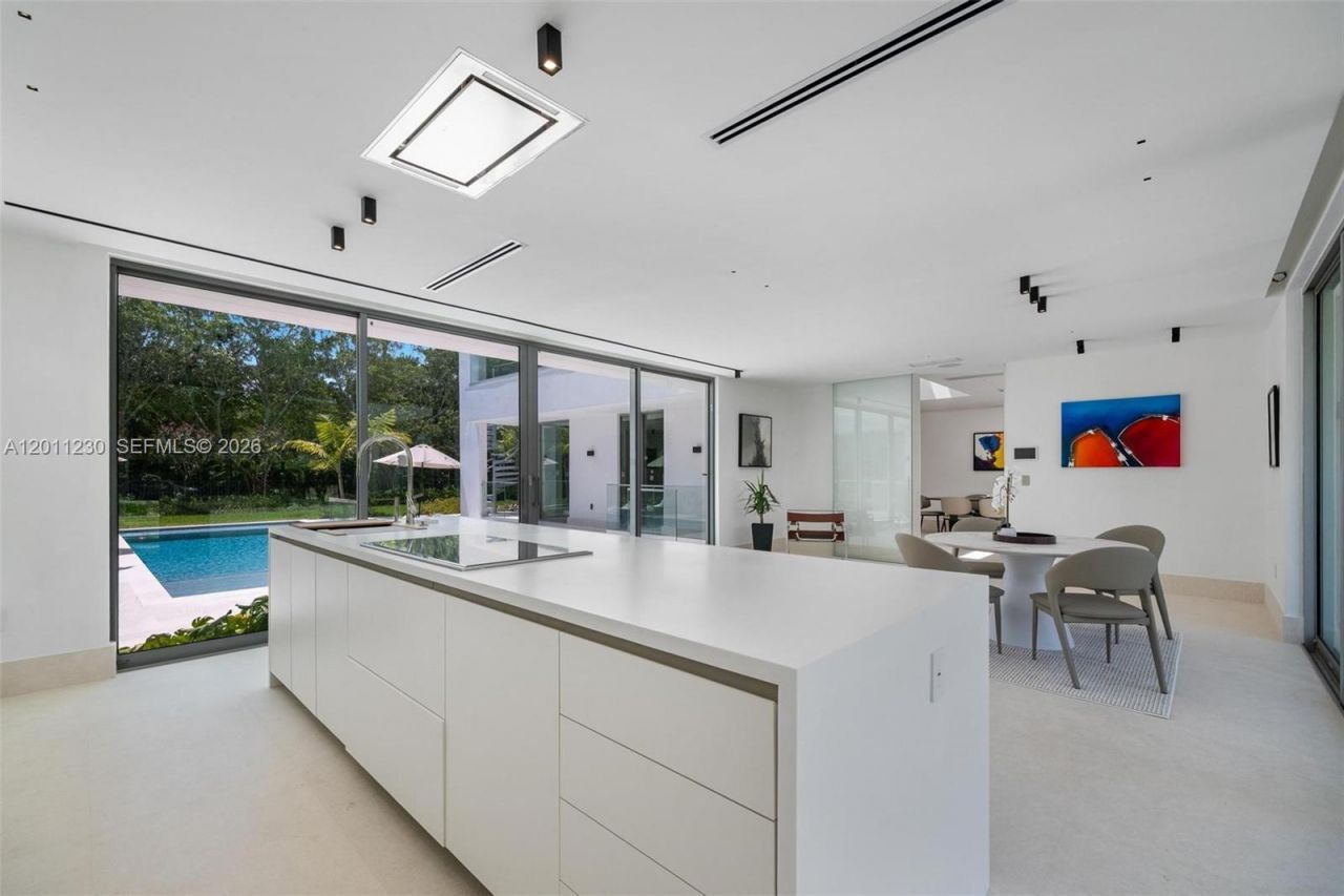 3280 Lake Ridge Lane, Weston, FL 33332 Photo