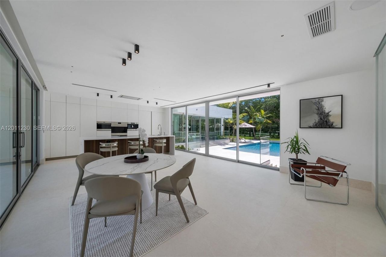 3280 Lake Ridge Lane, Weston, FL 33332 Photo