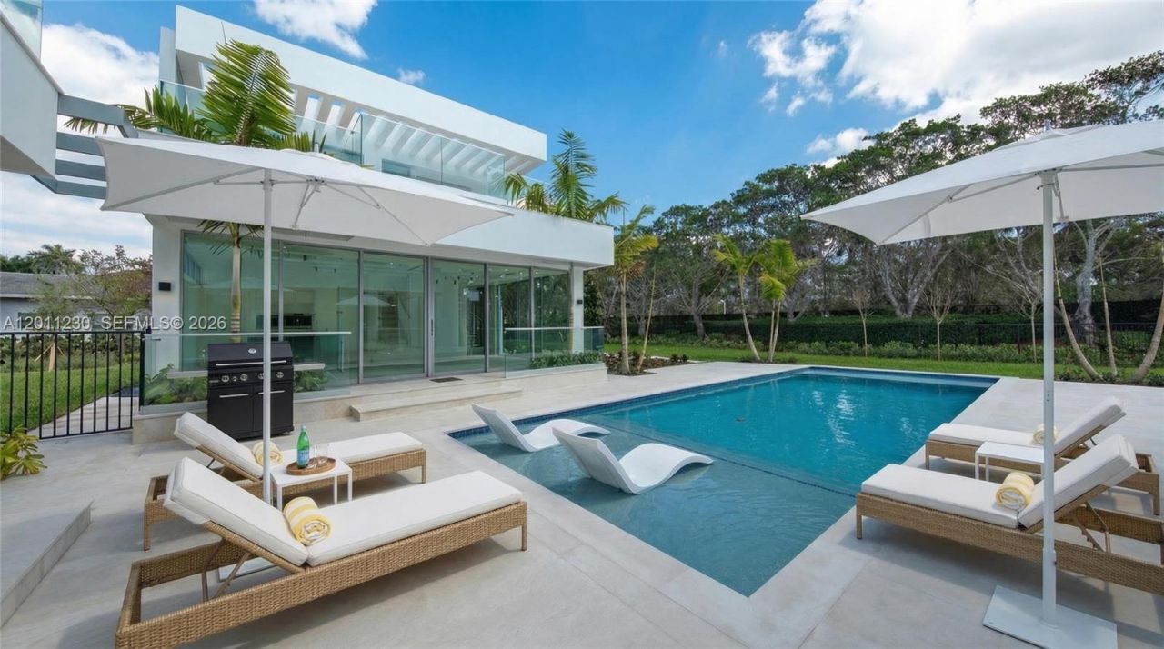 3280 Lake Ridge Lane , Weston, FL 33332 Photo