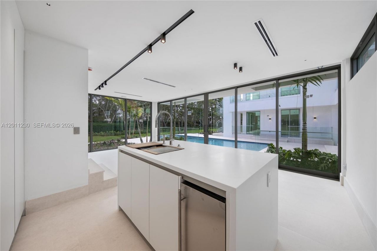 3280 Lake Ridge Lane , Weston, FL 33332 Photo