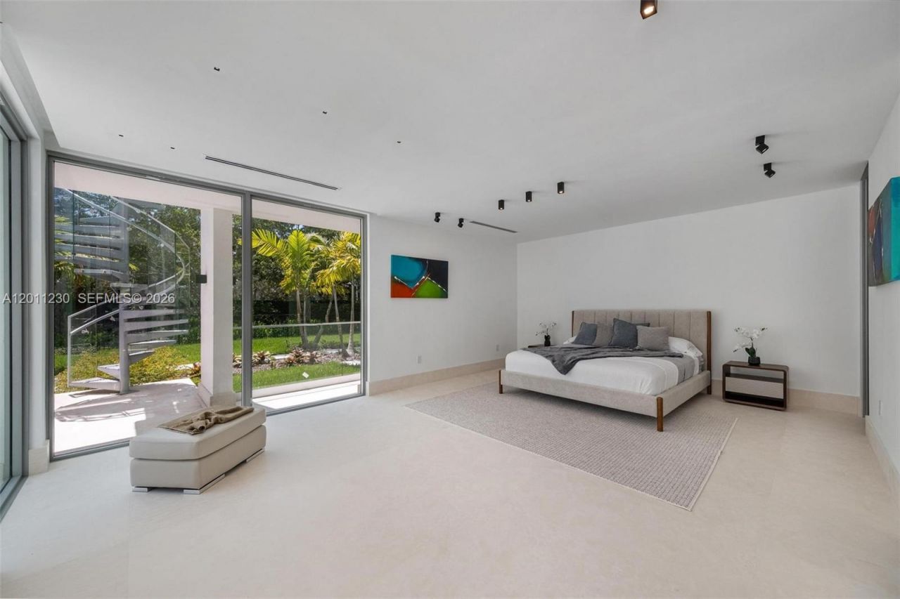 3280 Lake Ridge Lane, Weston, FL 33332 Photo