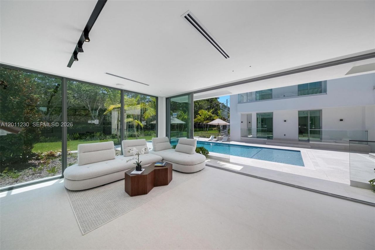 3280 Lake Ridge Lane, Weston, FL 33332 Photo