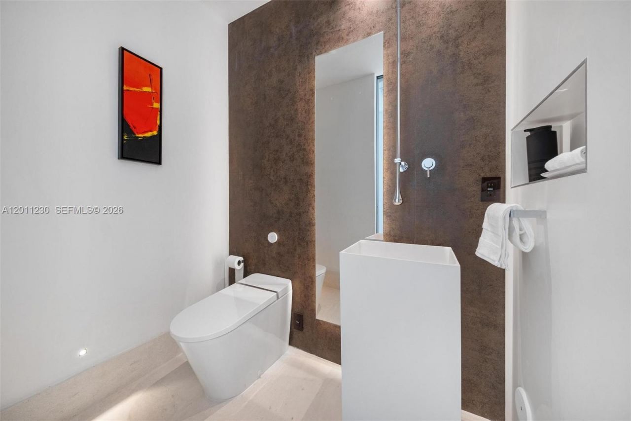 3280 Lake Ridge Lane, Weston, FL 33332 Photo
