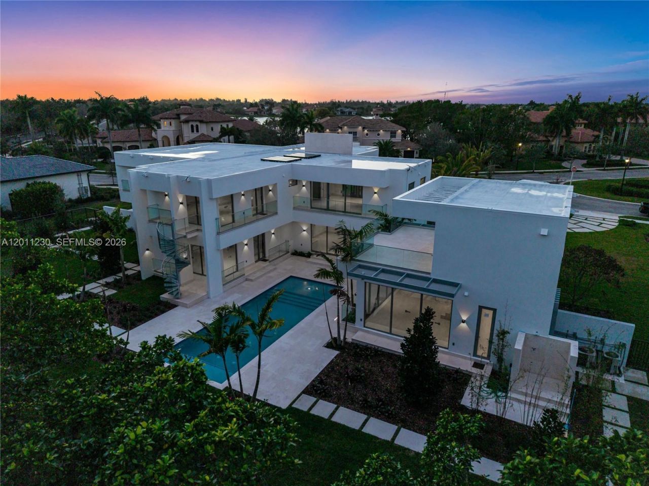 3280 Lake Ridge Lane, Weston, FL 33332 Photo