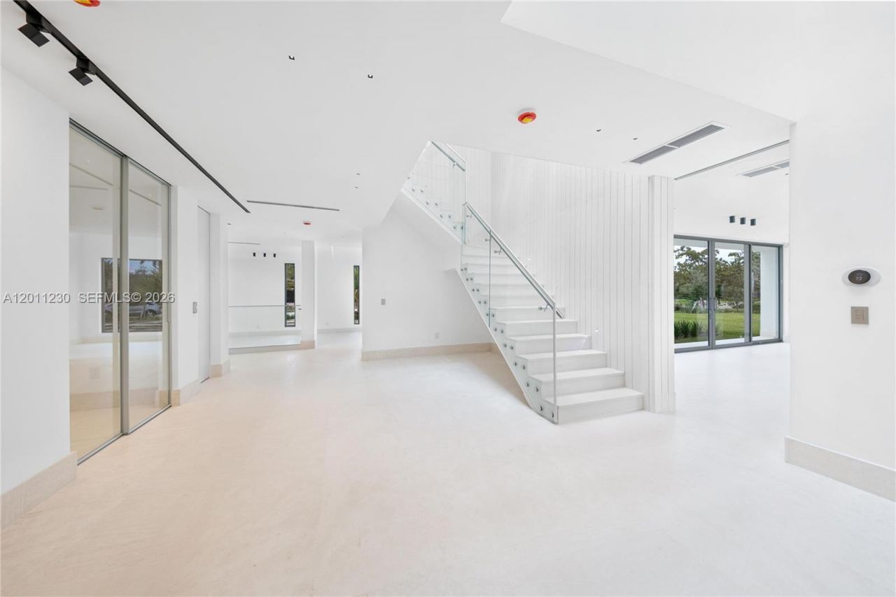 3280 Lake Ridge Lane , Weston, FL 33332 Photo