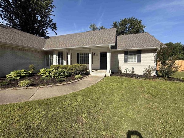 404 Meriwether, Paragould, AR 72450