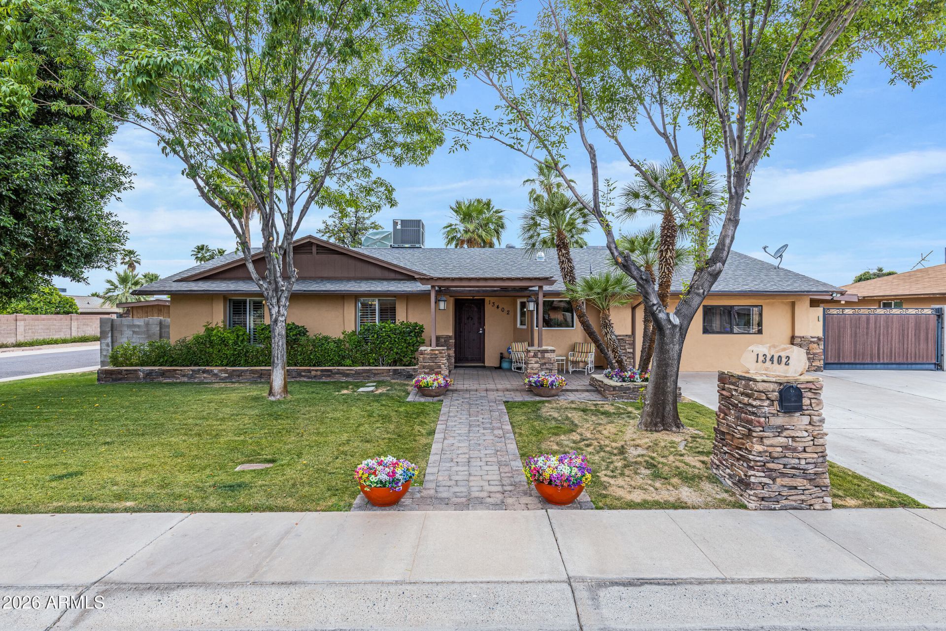 13402 N 47th Place, Phoenix, AZ 85032 Main Photo