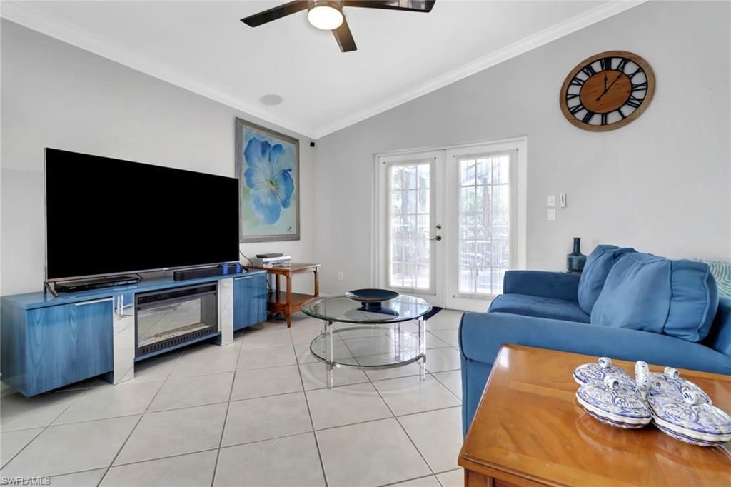 7477 Lourdes Ct , Naples, FL 34104 Photo