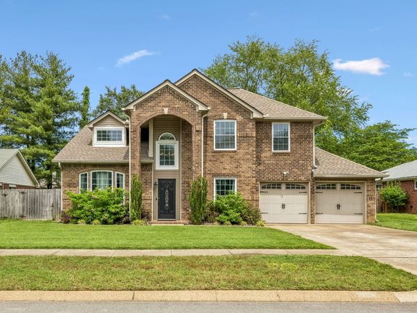 526 Creek Pt, Mount Juliet, TN 37122
