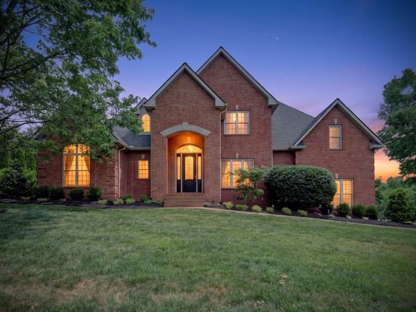 2013 Earl Pearce Cir, Mount Juliet, TN 37122