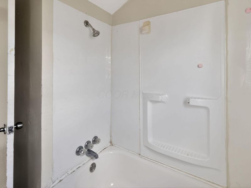 771 S Hampton Road , Columbus, OH 43227 Photo 25