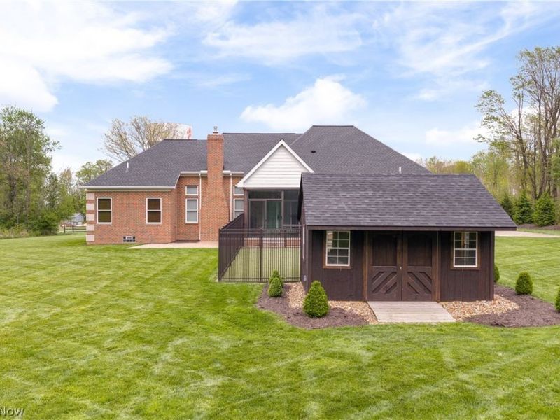 8622 Hunters Ridge Run, Wadsworth, OH 44281 Photo 10