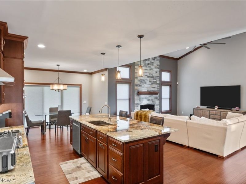 8622 Hunters Ridge Run, Wadsworth, OH 44281 Photo 17
