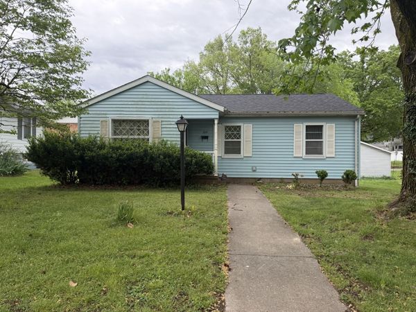 916 Illinois Avenue , Murphysboro, IL 62966