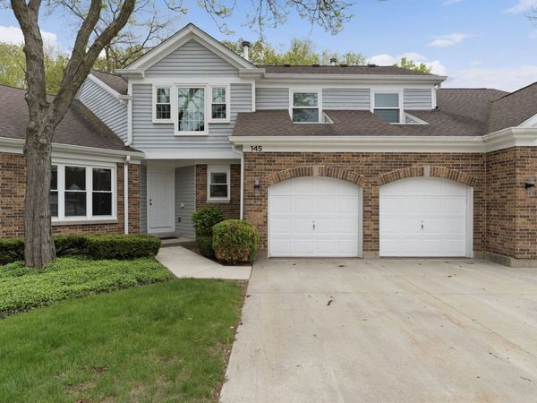 145 Willow Parkway , Buffalo Grove, IL 60089