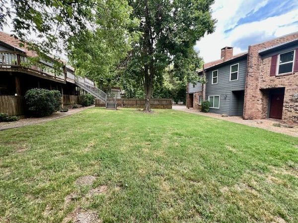 280 S Hill Avenue , Unit B102, Fayetteville, AR 72701