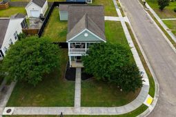 305 Harriswood Lane photo 4