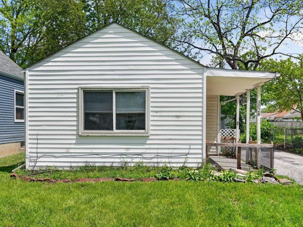 3028 Hiawatha Street , Columbus, OH 43224