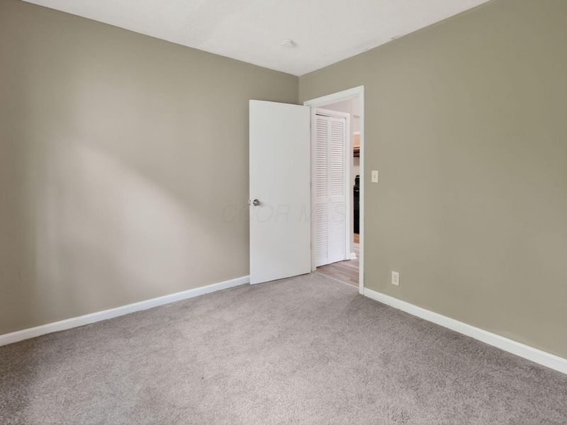 3028 Hiawatha Street , Columbus, OH 43224 Photo 13