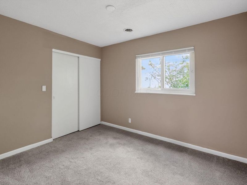 3028 Hiawatha Street , Columbus, OH 43224 Photo 23