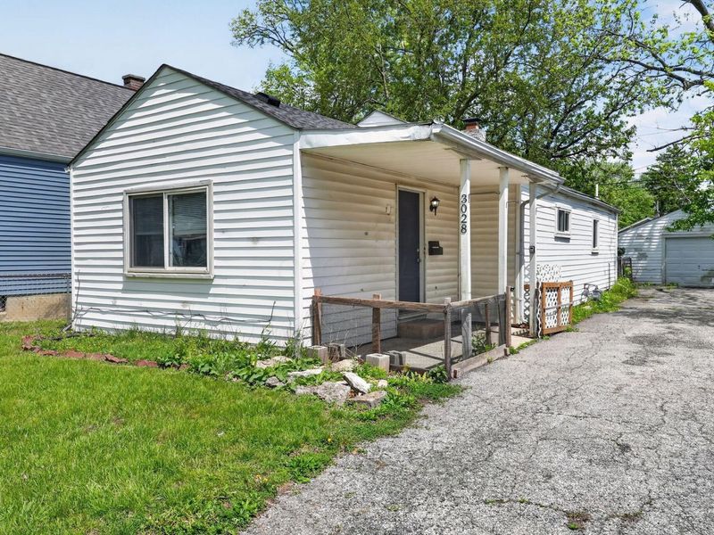 3028 Hiawatha Street , Columbus, OH 43224 Photo 3