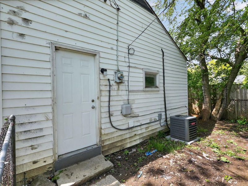 3028 Hiawatha Street , Columbus, OH 43224 Photo 8