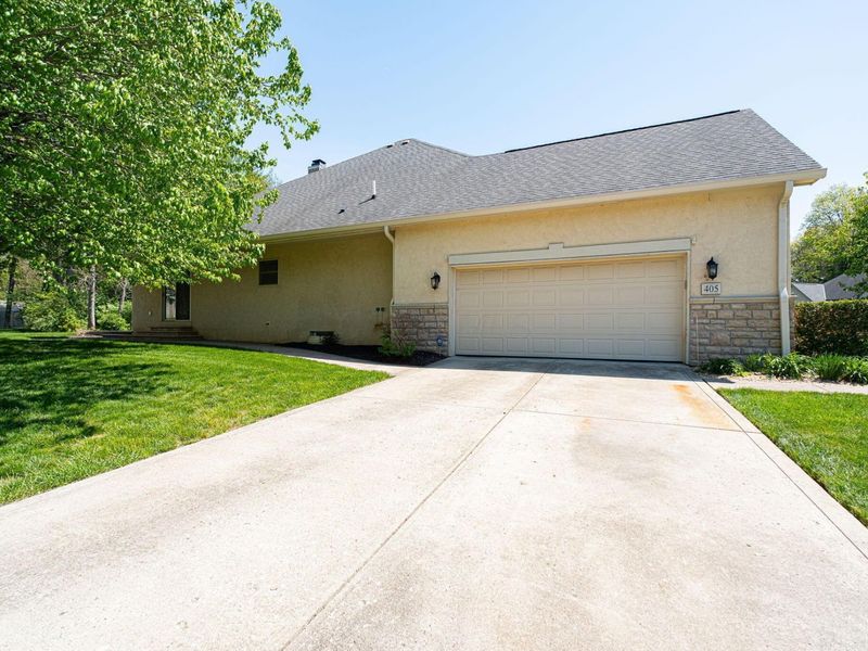 405 Connors Grove , Columbus, OH 43213 Photo 4