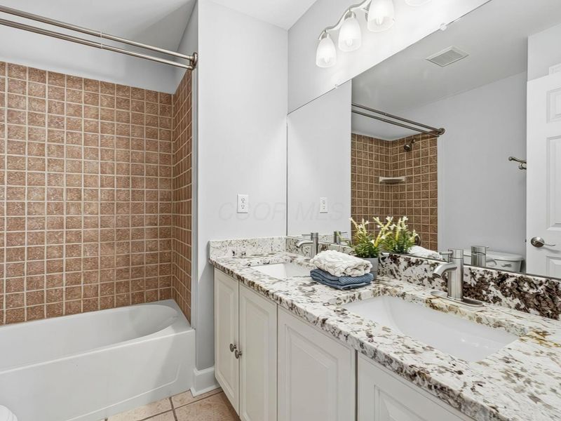 405 Connors Grove , Columbus, OH 43213 Photo 44