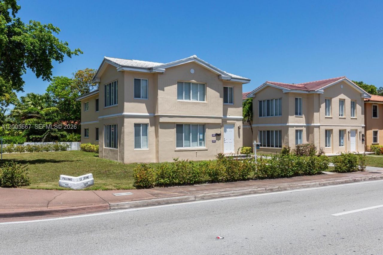 2890 Le Jeune Rd , Unit 2890, Coral Gables, FL 33134 Photo