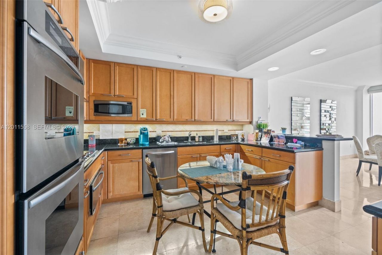 3201 NE 183rd St , Unit 1705, Aventura, FL 33160 Photo