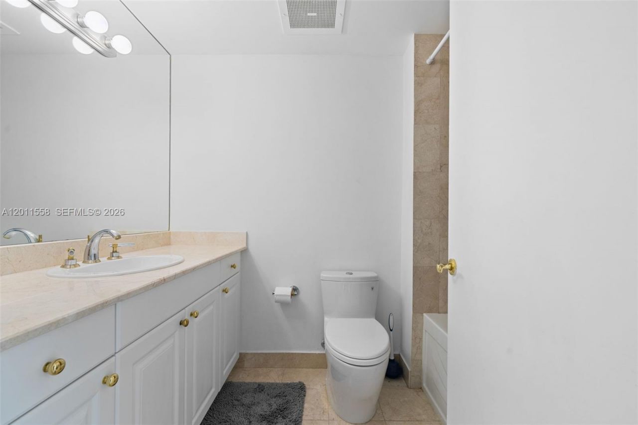 3201 NE 183rd St , Unit 1705, Aventura, FL 33160 Photo