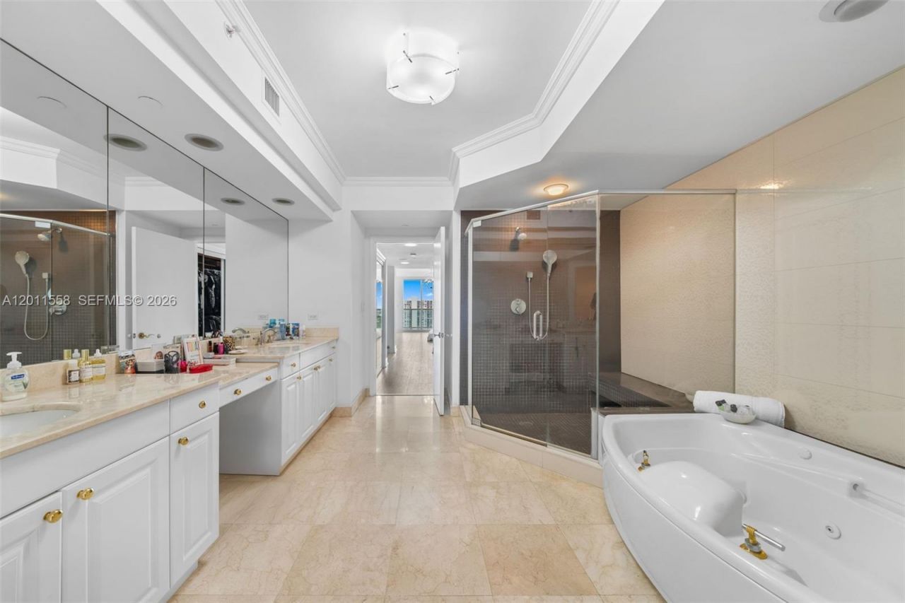 3201 NE 183rd St , Unit 1705, Aventura, FL 33160 Photo