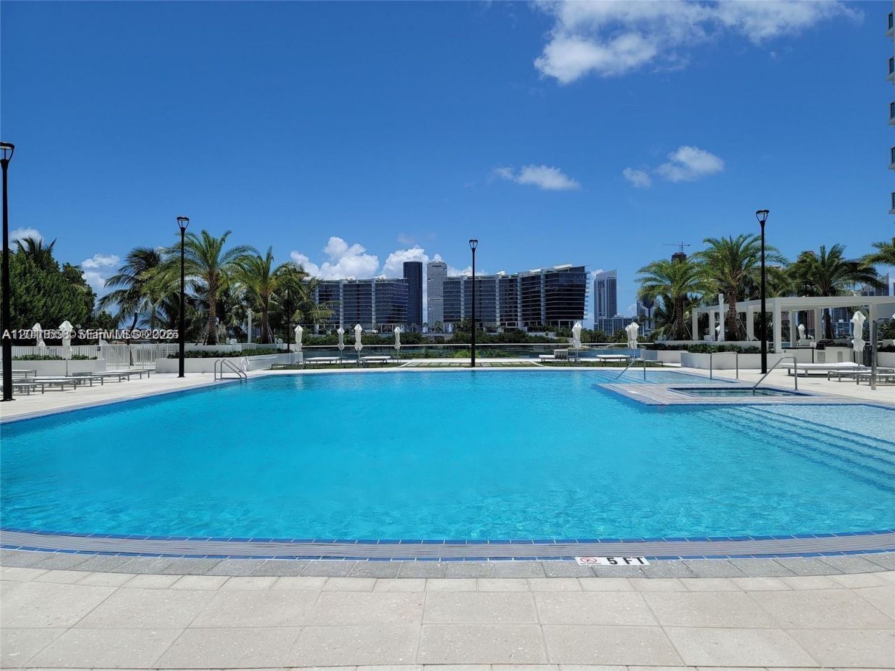 3201 NE 183rd St , Unit 1705, Aventura, FL 33160 Photo