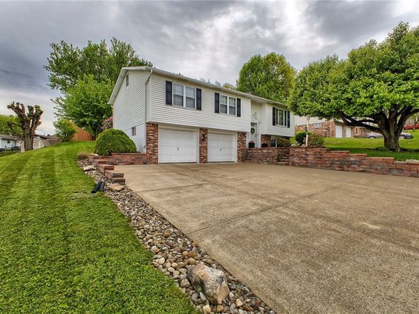 65 W Glennis Drive, Greensburg, PA 15601