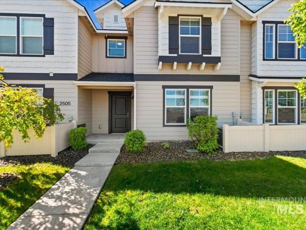 2505 E Goldstone St, Meridian, ID 83642