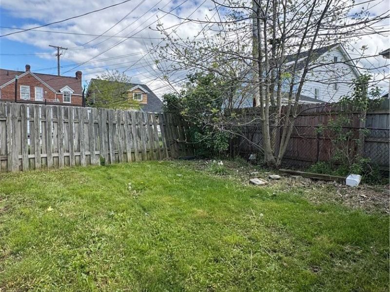 10900 Vernon Avenue, Garfield Heights, OH 44125 Photo 8