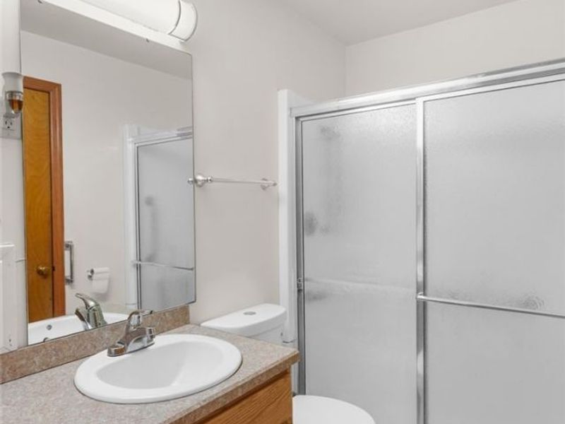 401 E Wilson Avenue , Girard, OH 44420 Photo 17