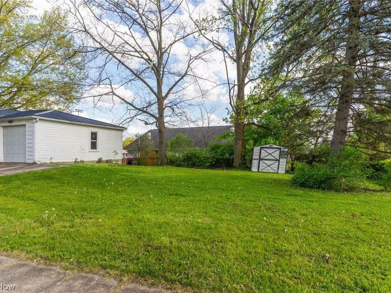 401 E Wilson Avenue , Girard, OH 44420 Photo 19