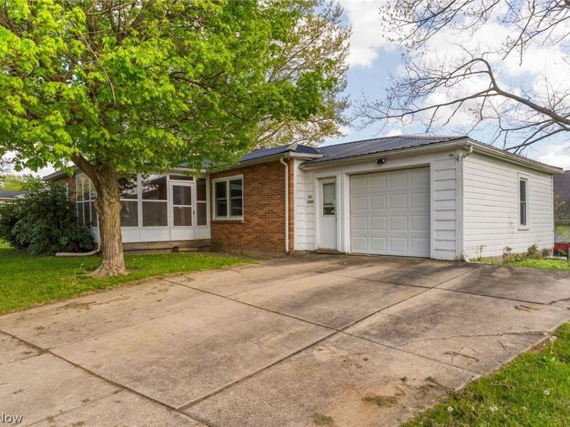 401 E Wilson Avenue , Girard, OH 44420 Photo 5