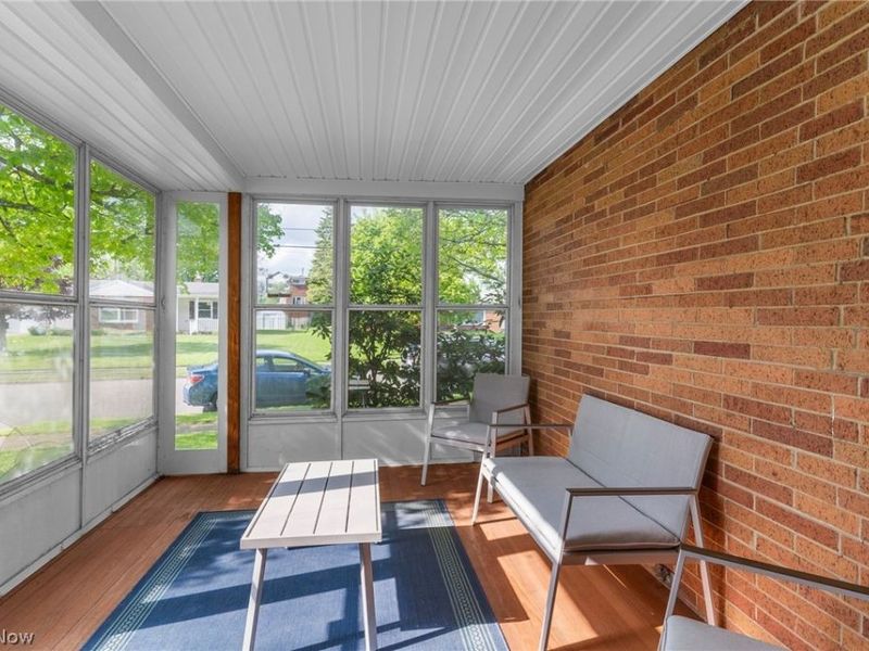 401 E Wilson Avenue , Girard, OH 44420 Photo 6